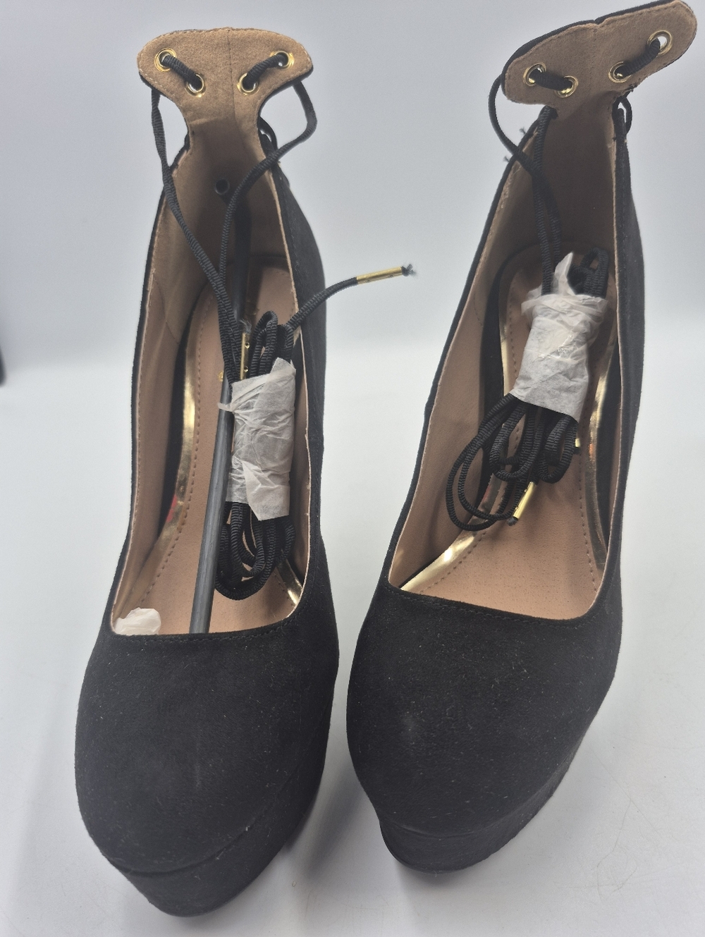 Qupid Suede Finish Platform Stilettos. Size 6